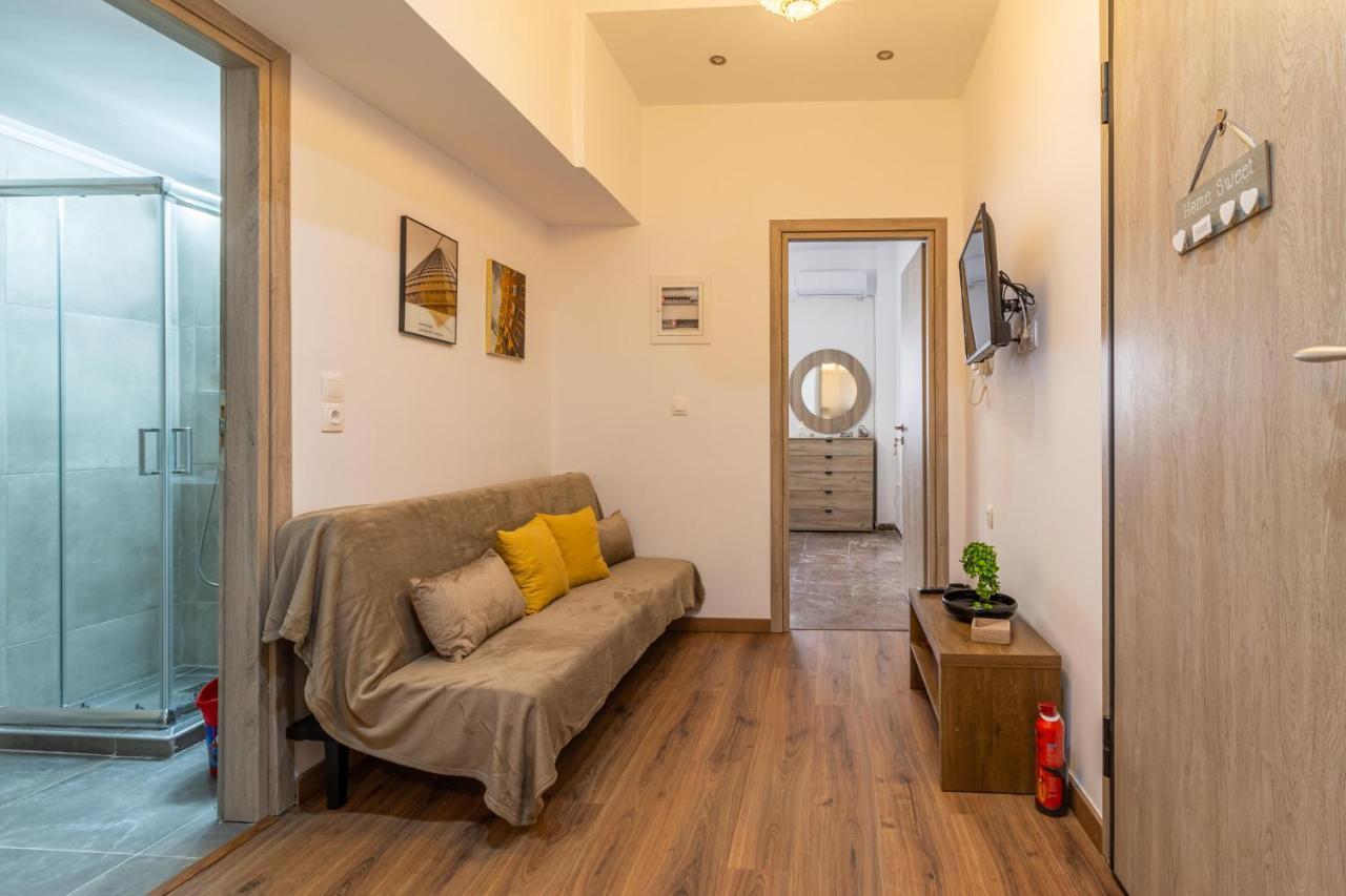 Korinthos Downtown Apartment Corinth Exterior foto