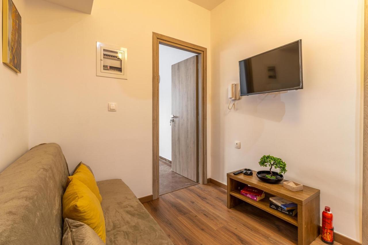 Korinthos Downtown Apartment Corinth Exterior foto