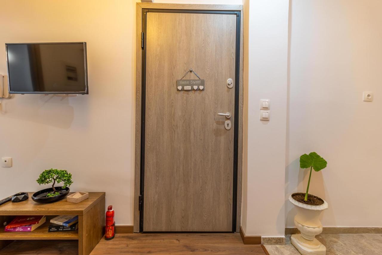 Korinthos Downtown Apartment Corinth Exterior foto